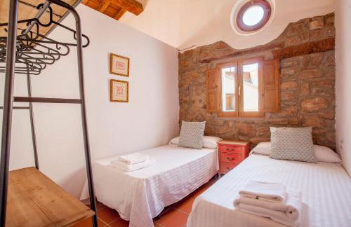 RUSTIKALPUENTE Escuelas de NIÑAS - Foto 12