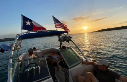 Modern 3 2 two Kings hot tub Fire pit 16min to Wine Trail Nearby Pickleball Courts Pools - Foto 65