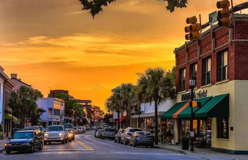 New Listing - Historical Home in Mossy Oaks - Foto 36