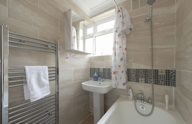 Fortified Three Bedroom Home - Foto 37