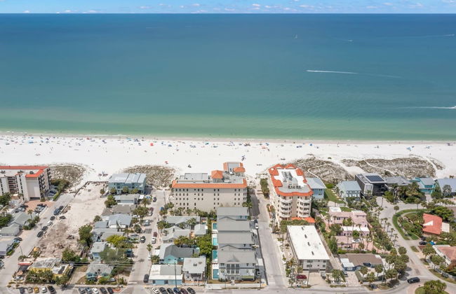 Two Amazing Homes at The Gemma - Foto 66