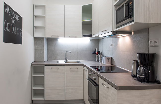 7 Tales Apartments by Adrez Living - Photo 24