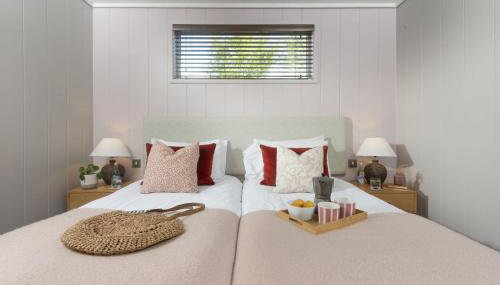 Blackbird Lodge, Strawberryfield Park - Free Parking, Hot tub, pets allowed - Foto 3, towels