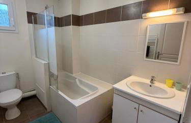 Maison vue sur le lac et proche du golf ! - Foto 3