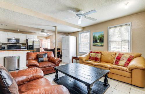 Pet-Friendly Lilburn Duplex with Patio and Grills! - Foto 6