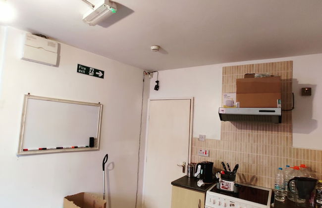 Birmingham - Apartment - Sleeps 3 - Great Location - Photo 7