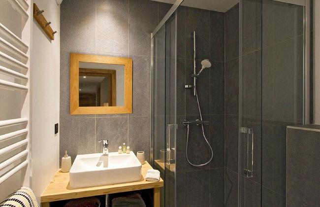 Chalet in Les Deux Alpes With Hot Tub - Foto 10