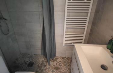 Carré d'Or - Studio lumineux à 5 minutes de la plage - Foto 9