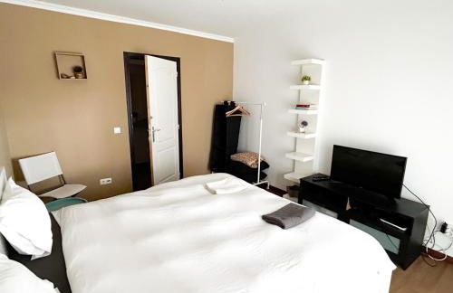 Cozy Rooms Vila do bispo - Photo 6