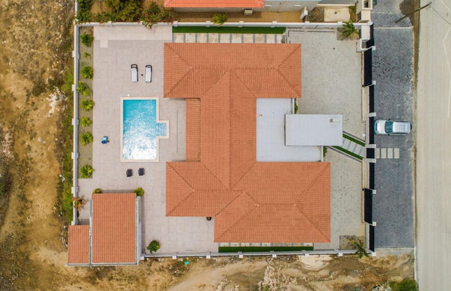 NEW 6BR Villa w Pool Across Street Palmbeach - Foto 27