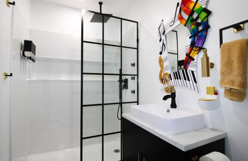 Rock N Roll, Mins to CP & SF, King, Pet OK - Foto 22