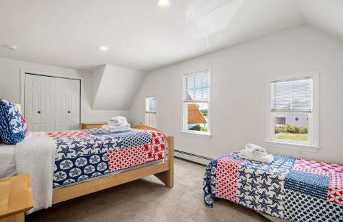 Stunning Waterfront Home w Private Dock - Foto 22