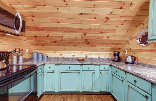 Hot Tub Haven 10 Mi to Hocking Hills State Park! - Foto 5