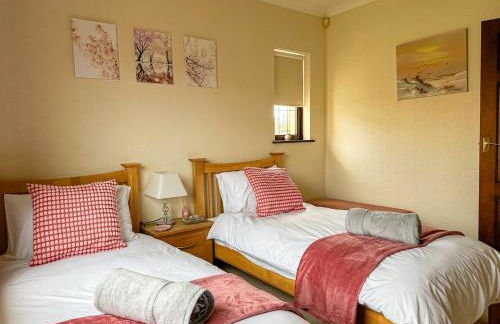 Maesllan - A Spacious Holiday Home in Porthcawl - 5 bedrooms, sleeps up to 10 people - Foto 27