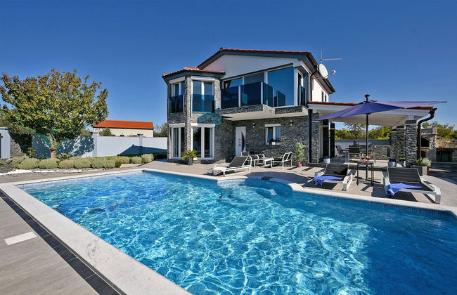 House 1971 - Photo 45