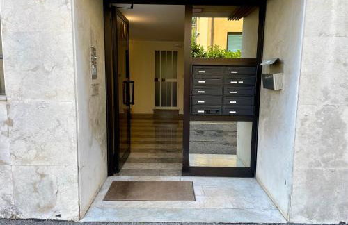 Quadrilocale rinnovato 3 Camere- 2 Bagni e Terrazza privata - Foto 35