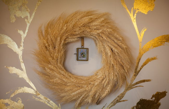 Luxury Shepherd's Hut Style Cabin With Views - Photo 17