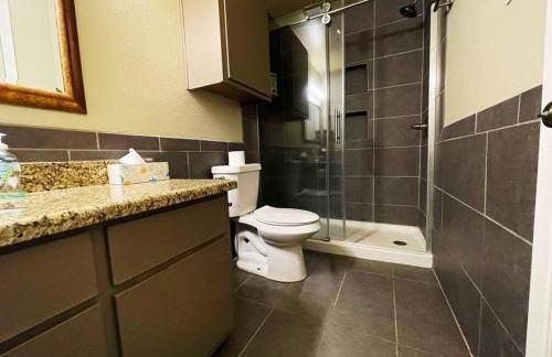 Full Kitchen, Beautiful & Brilliant Apt B - Foto 22