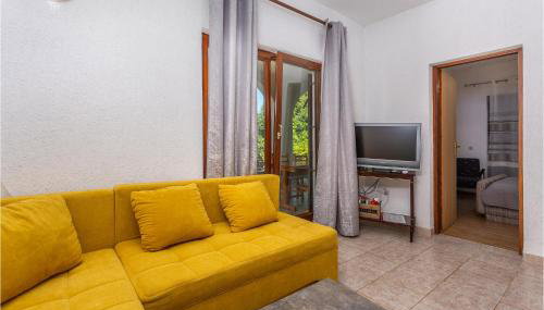 Awesome Apartment In Malinska With Wifi - Foto 5