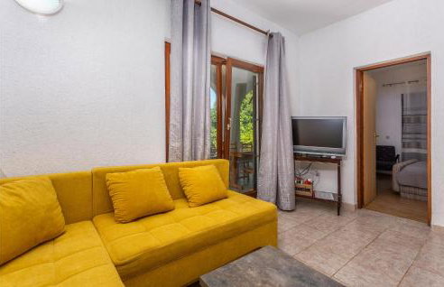 Awesome Apartment In Malinska With Wifi - Foto 5