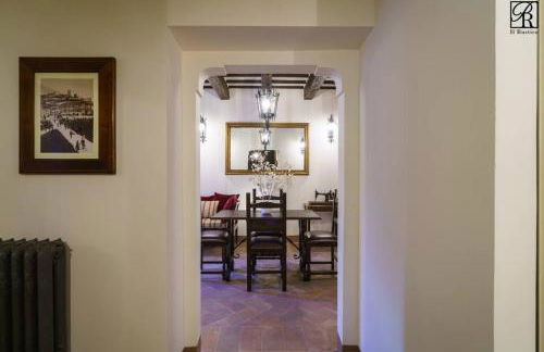 Palazzo Rossi, Historic Boutique Home in Marche - Foto 31
