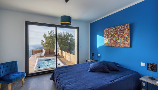 Villa 4 Etoiles vue sur les Iles d'Or Carqueiranne Sea and Mountain Pleasure Villa vue mer 180 - Photo 2, Room
