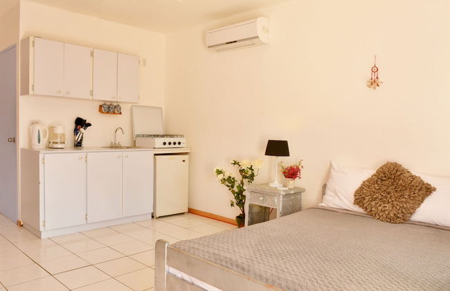 Pega Pega Apartments - Photo 11