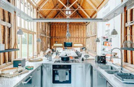 Grand Suffolk Barn Conversion - Foto 32