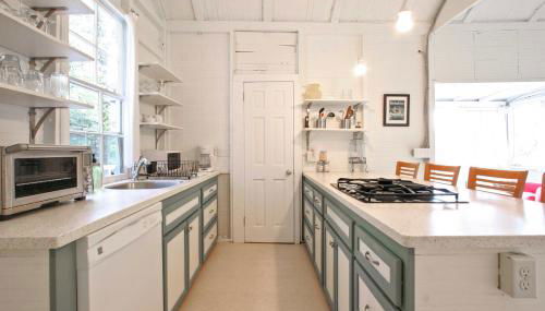 Cozy Stockbridge Cabin - Walk to Beach and Lake! - Foto 2