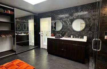 Spacious Resort Getaway @ Echo Park Ranch - Luxury indoor/ outdoor home steps from Sunset Blvd, Echo Park Lake, Dodgers Stadium - Foto 5