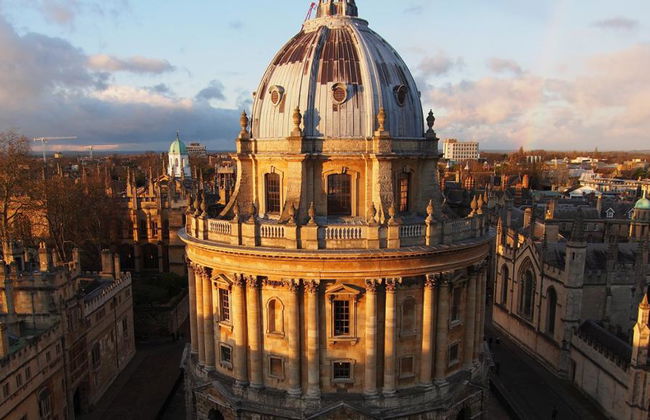 Beyond the Cobbled Streets: Untold Cotswolds and Oxford - Full-Day Small Group Tour - Photo 3