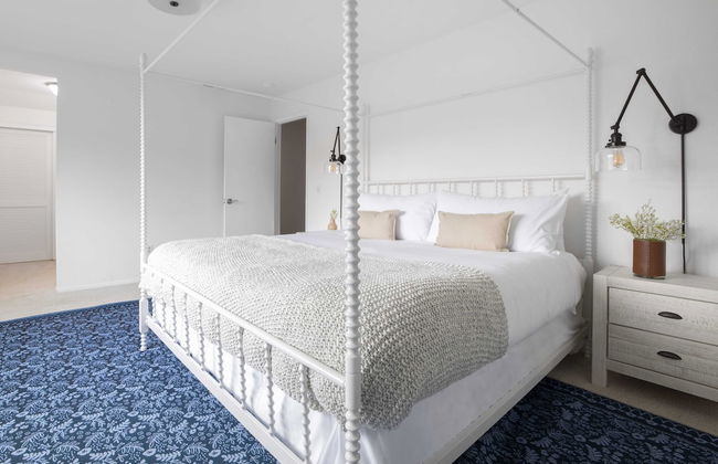 Black Oak by Avantstay Modern & Chic Santa Rosa Hideaway With Pool Table, & Fire Pit - Photo 20