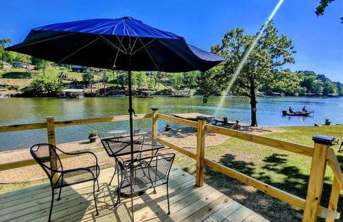 #04-Adorable Large 1 Bedroom Lakeside Cottage- Pet Friendly - Foto 1