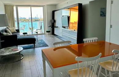 Stunning Views 2BD Condo at Hotel w Pool, Bar - Foto 17