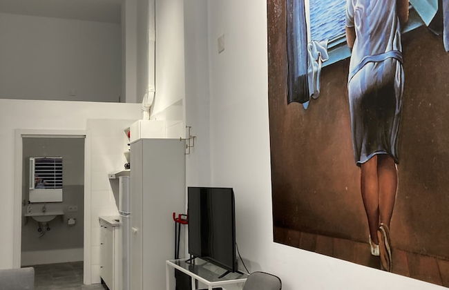 Golondrinas de Malaga - Photo 2