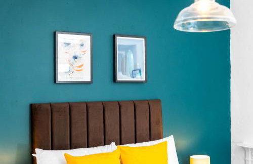 3 Bedroom House - Garden - Parking - Interior Designed - Netflix - Wifi - 52H - Foto 48