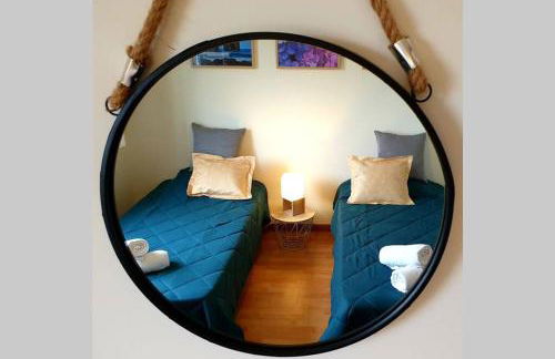 Hill & Sea House - Photo 25