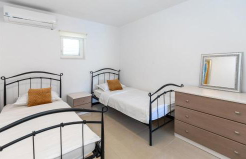 Stunning Home In Ston With Sauna - Photo 39