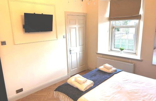 Hamish in ApartNest Auchterarder - Photo 7