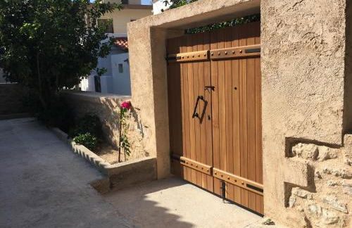 Traditional Village House - Photo 43