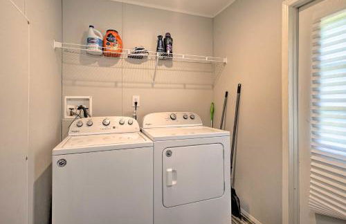 Updated Tuskahoma Cabin with Fire Pit and Deck! - Foto 12