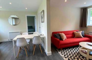 Larks Leaze Lodge, Steeple Ashton, Wiltshire - Photo 15