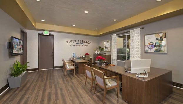 Check-in-/Check-out-Schalter