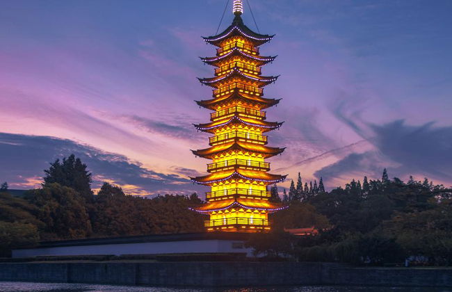 Pellegrinaggio alle Radici Culturali di Shanghai - Tour privato di un'intera giornata con pranzo - Foto 4