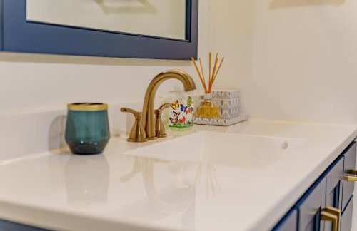 Adirondack Alpine Cabin with Hot Tub, Near Whiteface, Lake Placid, Game Rm, Fenced Yard, Views - Foto 50