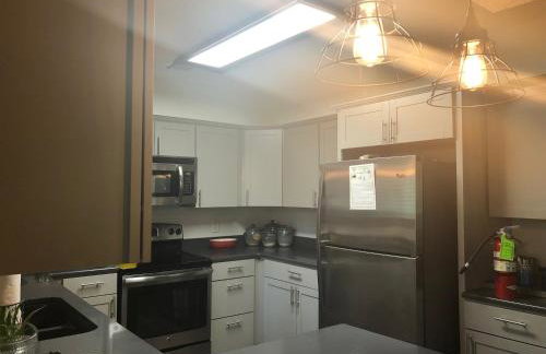 37DPD - Forest view, log-sided two bedroom, two bath condo on Lake Ouachita - Photo 5