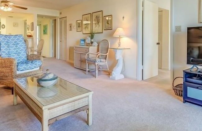 Beautiful Unit In One Of The Most Prestigious Condo Complex In Islamorada 2 Bedroom Condo by RedAwning - Photo 11