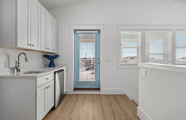 Spectacular 3br 4ba w/ Private Pool, 2 Min Walk to Beach - Sleeps 15! - Foto 11