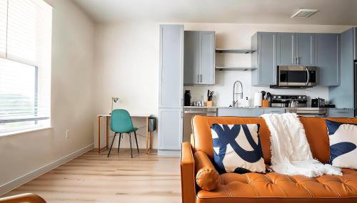 Boulevard Stays Stylish 1BR Stay Includes Pool Gym & Free Parking - Foto 2