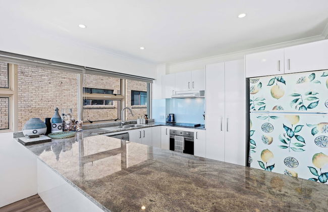 Surfsong on Miami Beach - Photo 5